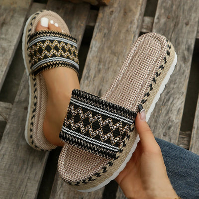 European American Ethnic Style Women's Roman Slippers Plus Size Thick-Soled Fish Mouth Design Flat Cake Fashionable Trend