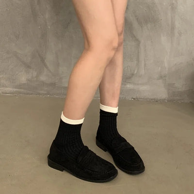 Spring And Autumn Retro Female Loafers 2025 New Style Roman Flat Heel Comfortable Versatile Slip On Cow Suede Women Flat Shoes