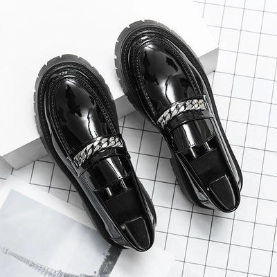 Men British Style Patent Leather Business Loafers Men Platform Casual Shoes Chain Design Men Oxfords Fashion Streetwear Footwear