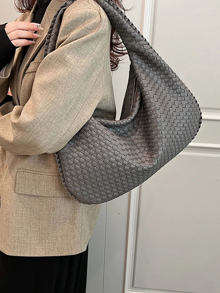 Designer Brand New High Quality Large Capacity Fashion Shoulder Bag Women's Simple Casual Handbag Сумка Женская Free Shipping