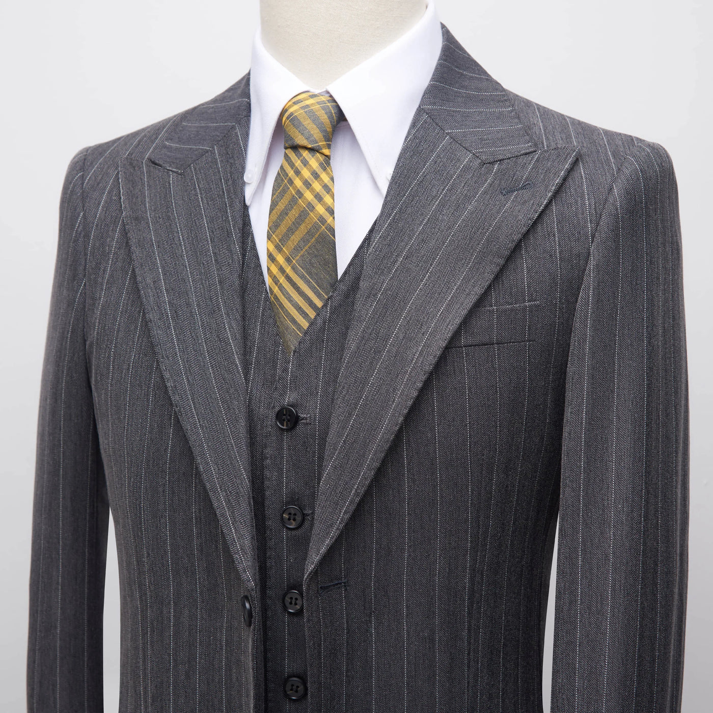 2025 Muscular Groom Suits US Sizes 3D Tailored Italian TR for Broad Shoulders Wedding & Business Set with Adjustable Trousers