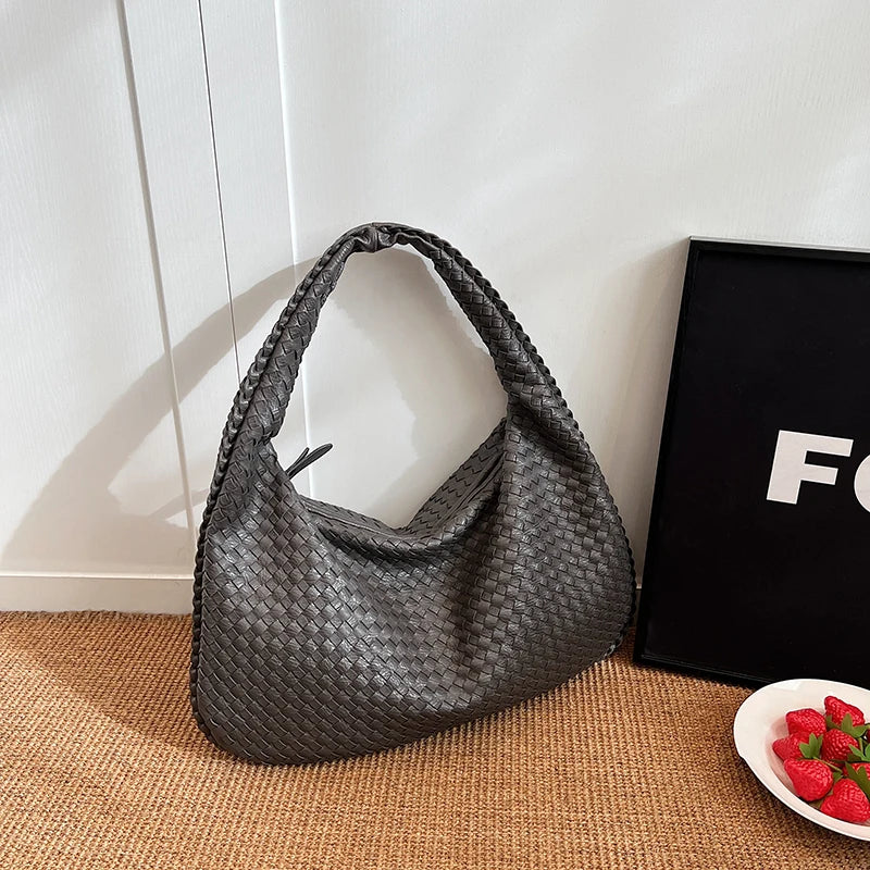 Designer Brand New High Quality Large Capacity Fashion Shoulder Bag Women's Simple Casual Handbag Сумка Женская Free Shipping