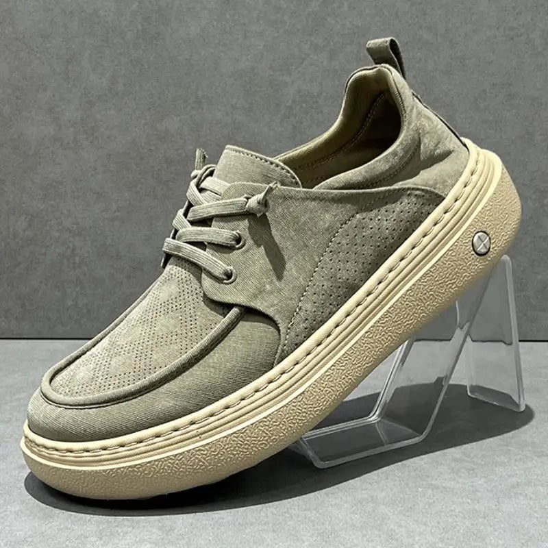 Fall New Men Casual Shoes Retro Lightweight Breathable Non-Slip Mens Sneakers 2025 Fashionable and Comfortable Flat Footwear Man