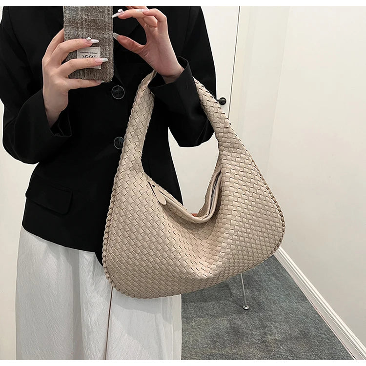 Designer Brand New High Quality Large Capacity Fashion Shoulder Bag Women's Simple Casual Handbag Сумка Женская Free Shipping