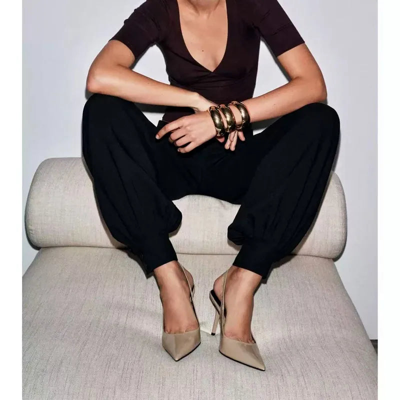 Luxury Brand Designer Women Pumps Sexy Pointed Toe Metal Buckle Design Elegant Dress Heels Ladies Fashion Wedding Bridal Shoes