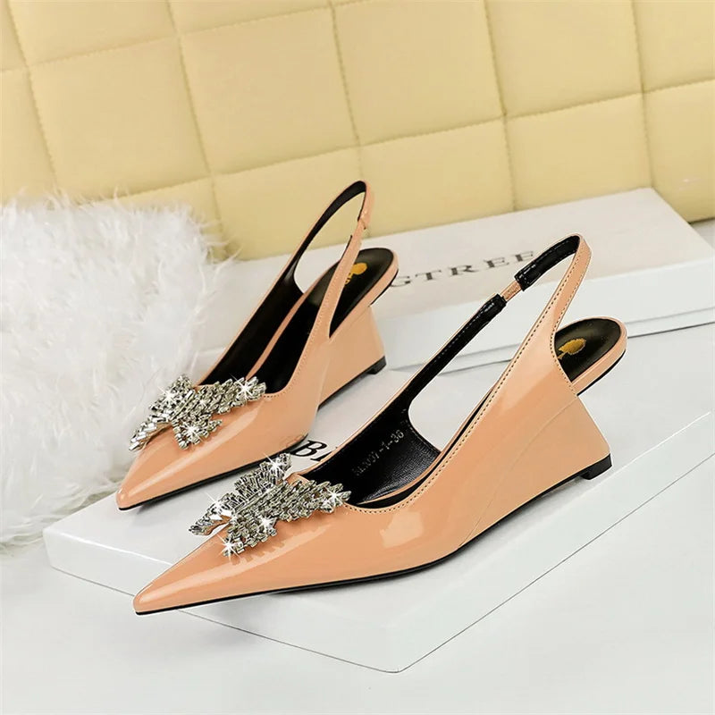 New Wedges Patent Leather Shallow Pointed Toe High Heels Sandals Hollow Back Straps Metal Crystal Bow Ladies Single Shoes