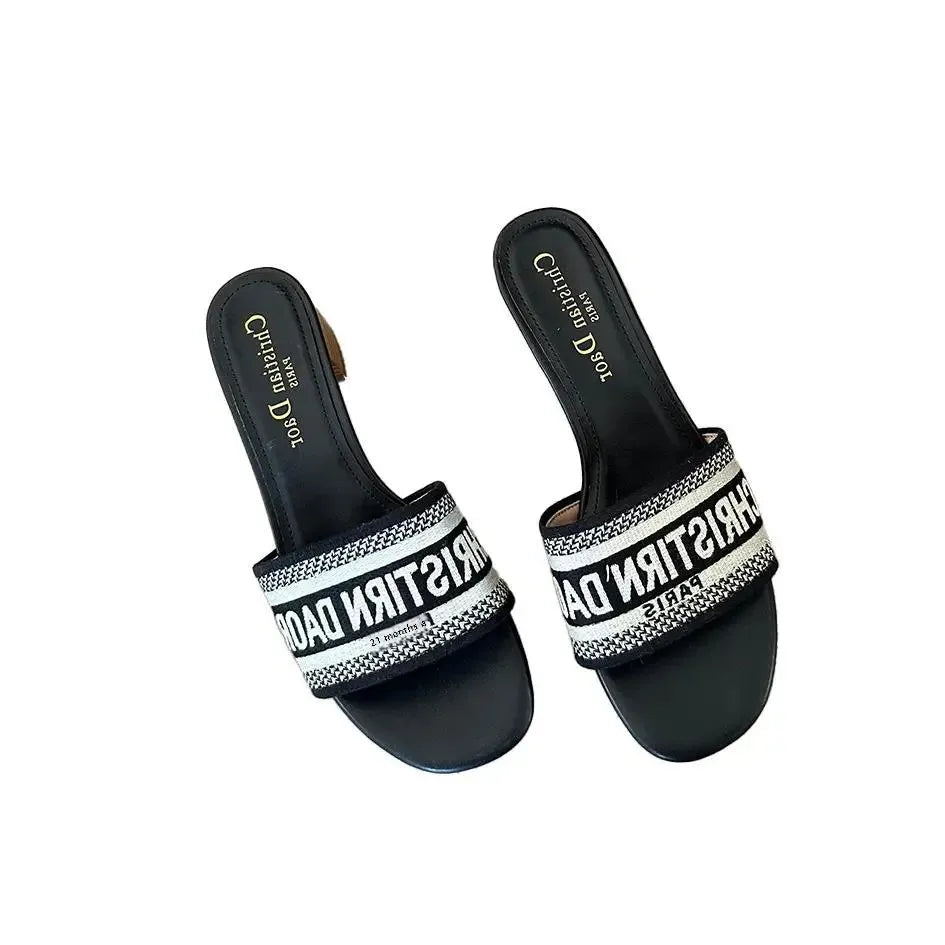 2024 Spring Summer New Women's Embroidery Letter Slippers One-Row Round Head Thick Heel Middle Heel Slip-On Outer Wear