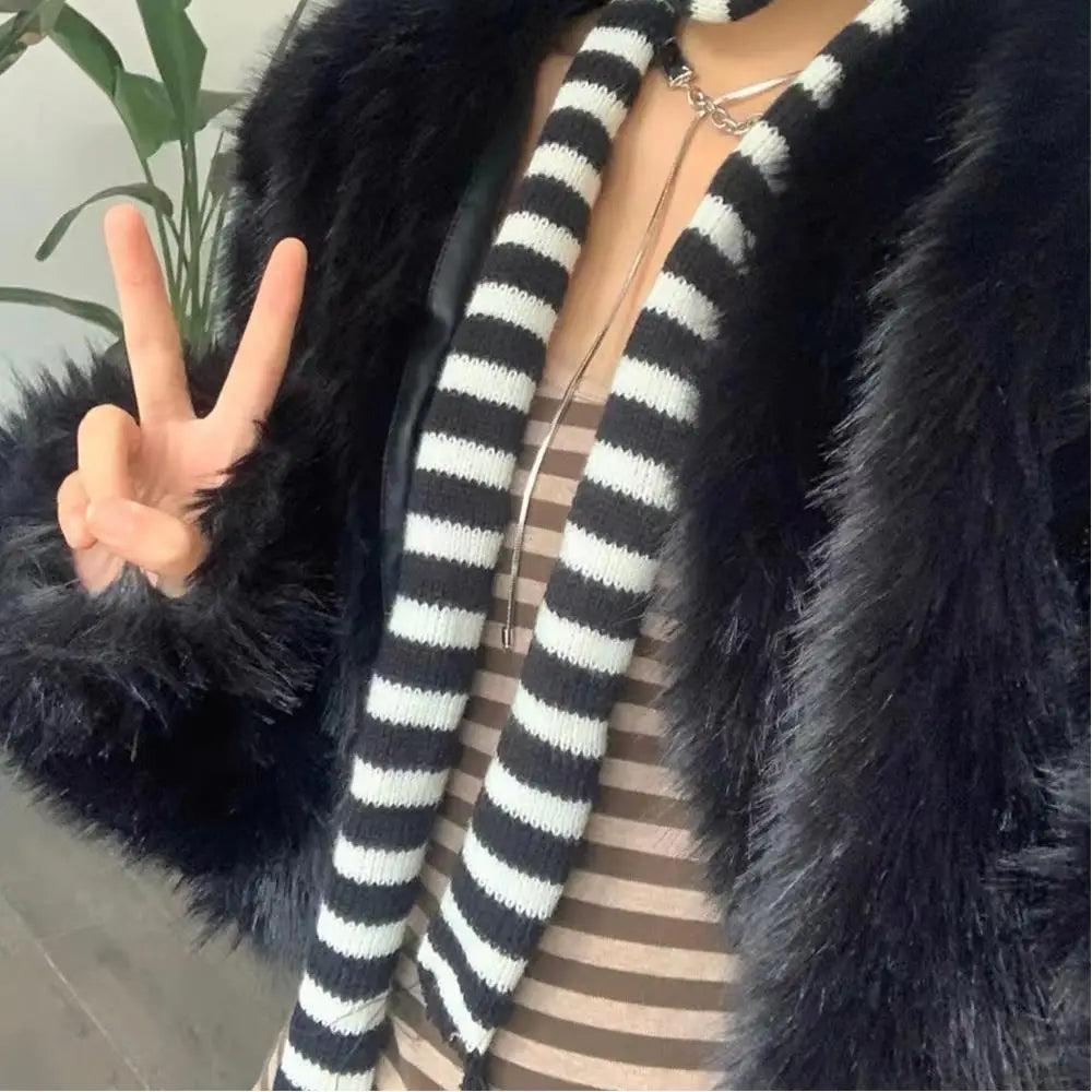 Girl's Striped Long Scarves Y2K Striped Scarf Harajuku Gothic Neck Warm Winter Warm Scarf Thickened Black White Shawl Wrap Women