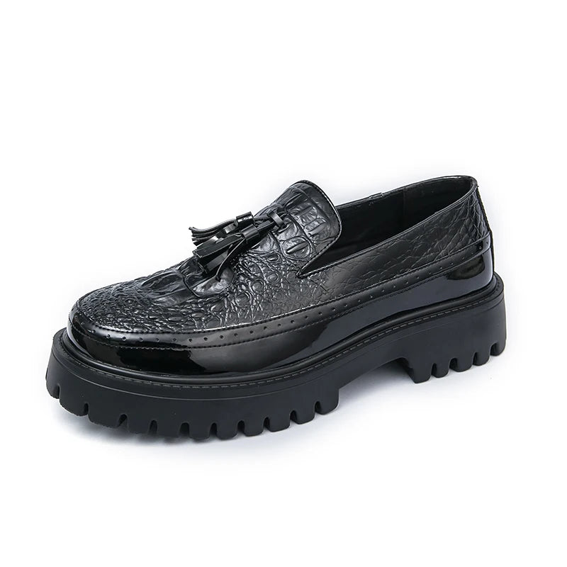 Men's Tassel leather shoes Slip on Loafers Thick Sole Comfortable Casual Round Toe Walking Shoes Men Breathable Dress Moccasins