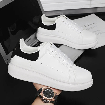 Hot selling small white shoes with high quality and thick soles, versatile sports and leisure board shoes, couple shoes