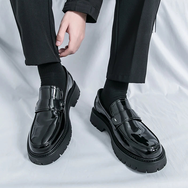 Fashion High-quality Loafers Men Round Head Shoes Business Formal Designer Leather Shoes Slip-on Thick Soled Party Wedding Shoes