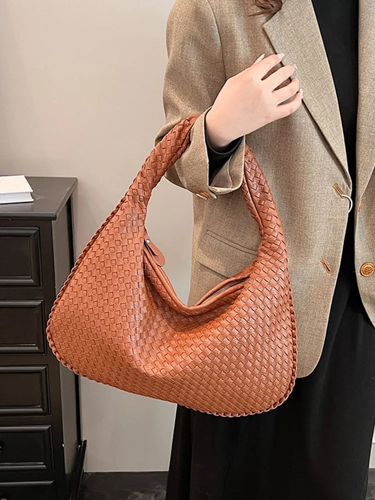 Designer Brand New High Quality Large Capacity Fashion Shoulder Bag Women's Simple Casual Handbag Сумка Женская Free Shipping