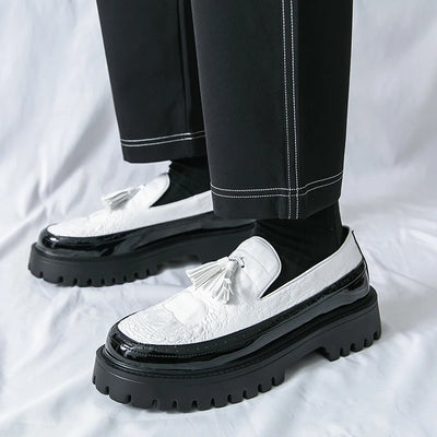 Men's Tassel leather shoes Slip on Loafers Thick Sole Comfortable Casual Round Toe Walking Shoes Men Breathable Dress Moccasins