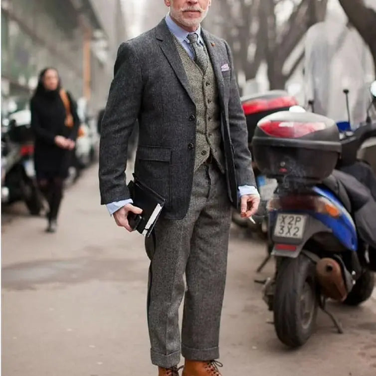 2024 Autumn Winter British Style New Solid Woolen Casual Large Size Suit Pants Men Retro Loose Straight Office Pants  Q23